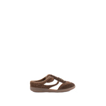 Load image into Gallery viewer, MERIT PLUSH SLIDE | DARK BROWN