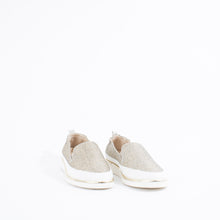 Load image into Gallery viewer, QUIN | CAMEL RAFFIA

