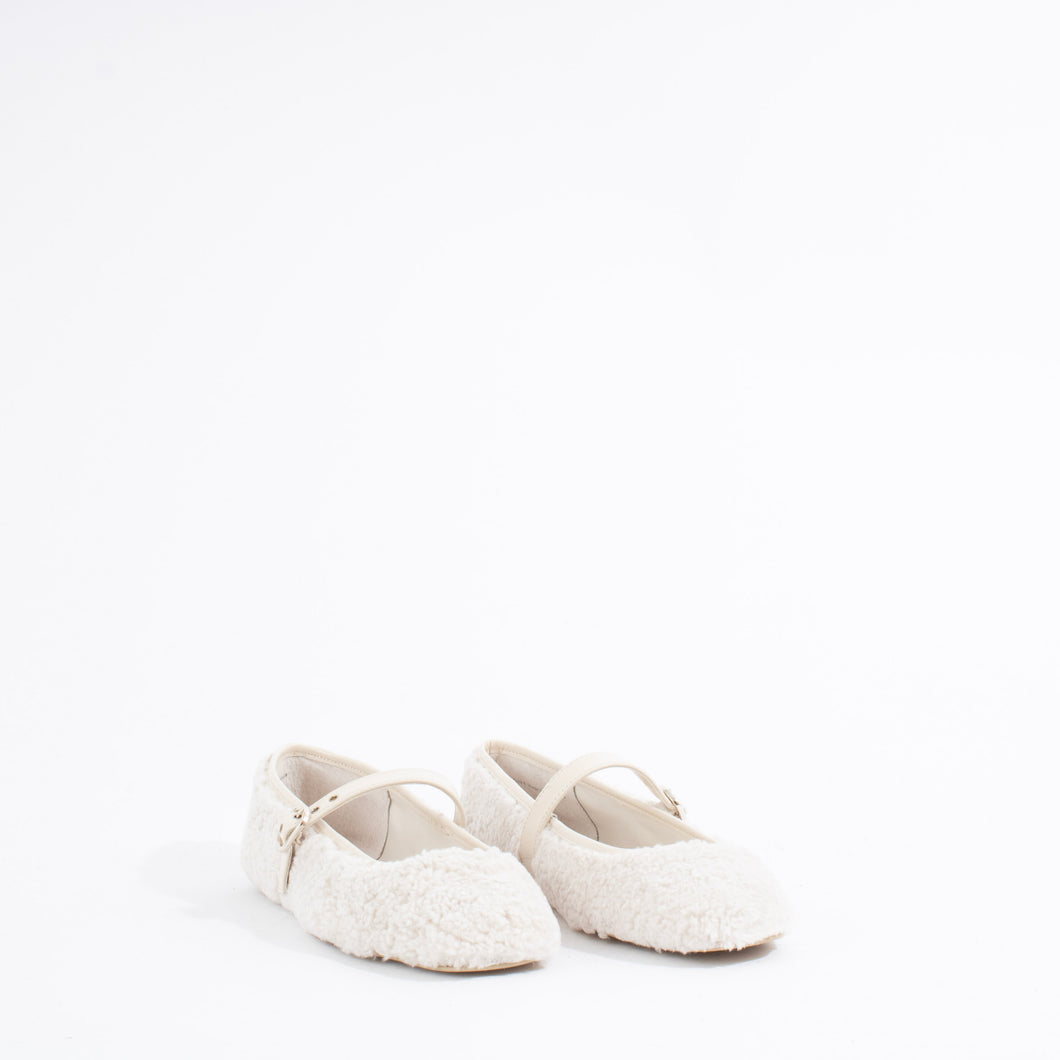 RODNI PLUSH | CREME