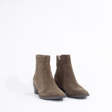 Load image into Gallery viewer, FAHARI H20 | ARMY SUEDE
