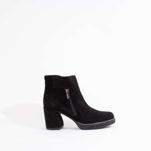 LANELLE | BLACK SUEDE