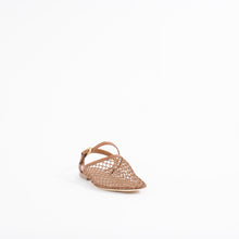 Load image into Gallery viewer, RETE SANDAL | TAN NETTING
