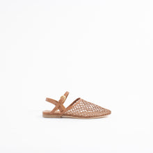 Load image into Gallery viewer, RETE SANDAL | TAN NETTING
