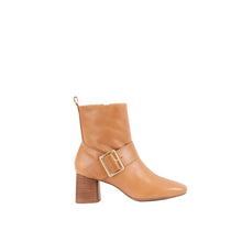 Load image into Gallery viewer, DUTCH | CAMEL LEATHER
