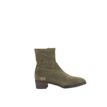 Load image into Gallery viewer, OLEG | OLIVE SUEDE
