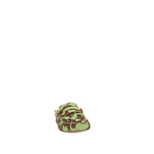 Load image into Gallery viewer, ROWANA | GREEN MILKY COW
