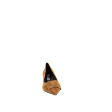 Load image into Gallery viewer, ALTAIR PUMPS | CUERO
