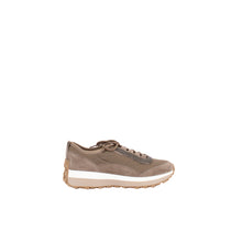 Load image into Gallery viewer, QUOTA | TAUPE SUEDE
