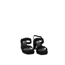 Load image into Gallery viewer, MAIDA | BLACK SUEDE

