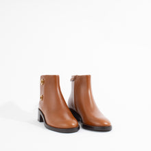 Load image into Gallery viewer, T LOCK ANKLE BOOT | SIERRA/COGNAC
