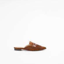 Load image into Gallery viewer, BARBE II | BUCKSKIN SUEDE
