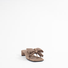 Load image into Gallery viewer, PRIM BOW | BROWN SATIN
