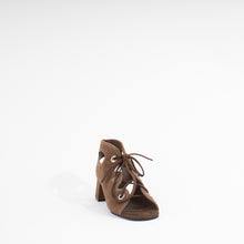 Load image into Gallery viewer, UNVEIL | BROWN SUEDE BEIGE
