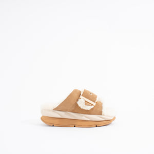 MELLOW LAZE | TAN SHEARLING