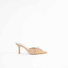 Load image into Gallery viewer, KAIRI | CAMEL SUEDE
