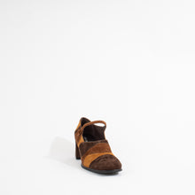 Load image into Gallery viewer, THE GROOVE | BROWN SUEDE MULTI
