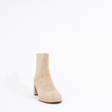 Load image into Gallery viewer, VANITY | CAMEL SUEDE
