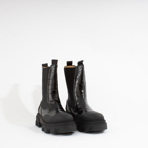 CLEATED MID CHELSEA BOOT | BLACK CROCO