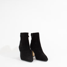 Load image into Gallery viewer, SAIGE | BLACK SUEDE
