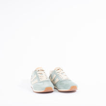 Load image into Gallery viewer, OASIS RUNNER | BLUE GREEN/MOONLIGHT
