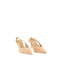 Load image into Gallery viewer, EXECUTIVE | CAMEL SUEDE
