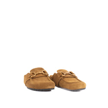 Load image into Gallery viewer, 566Z60AN | CUERO SUEDE

