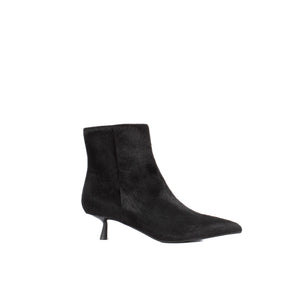 501T90VK | BLACK PONY FUR