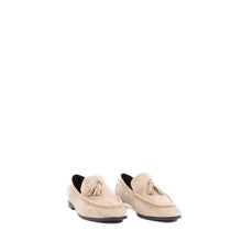 Load image into Gallery viewer, FINN | TAN SUEDE
