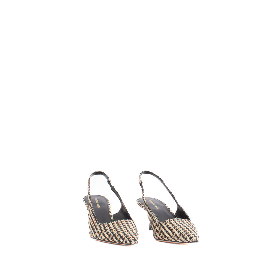CASHEL | BROWN