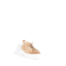 Load image into Gallery viewer, FAYE SNEAKER | LIGHT BROWN
