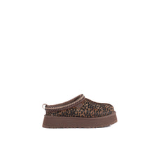 Load image into Gallery viewer, TAZZ CASPIAN | BURNT CEDAR LEOPARD
