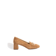Load image into Gallery viewer, ASHLAN | RUSSET SUEDE
