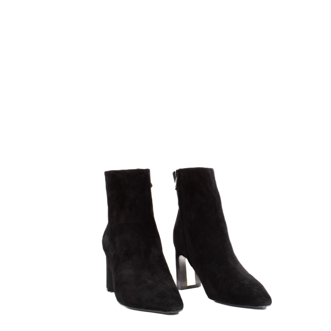 SAIGE | BLACK