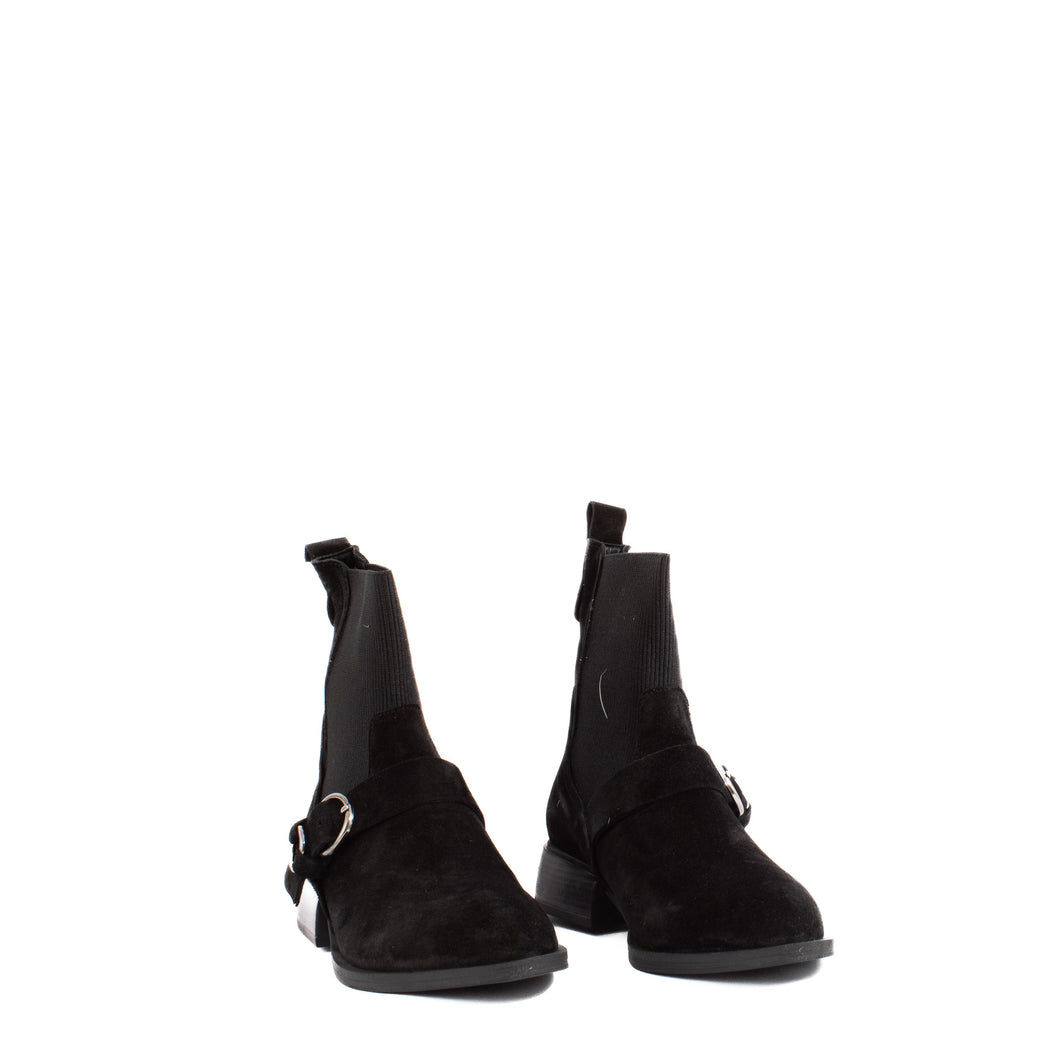CHELI | BLACK