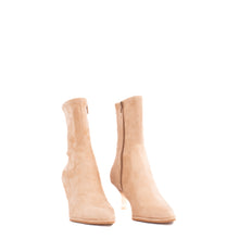 Load image into Gallery viewer, AMARA | TOFFEE SUEDE
