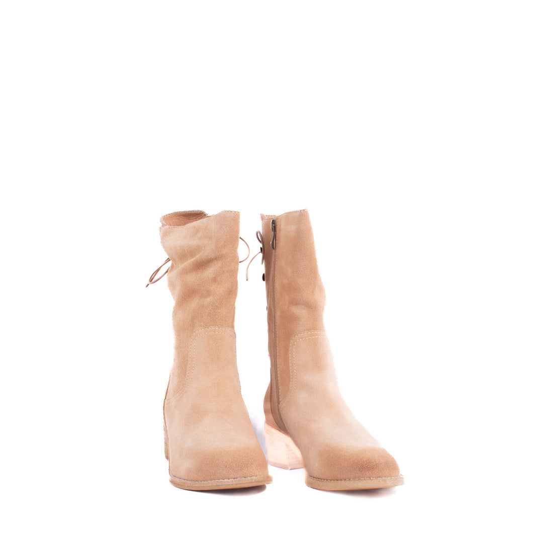 TRINITY | BLUSH